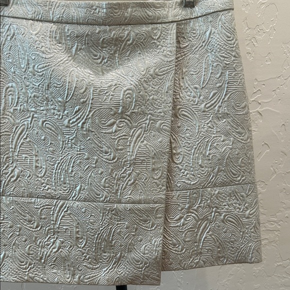 J. Crew Silver Textured Mini Skirt  JT - Picture 2 of 4